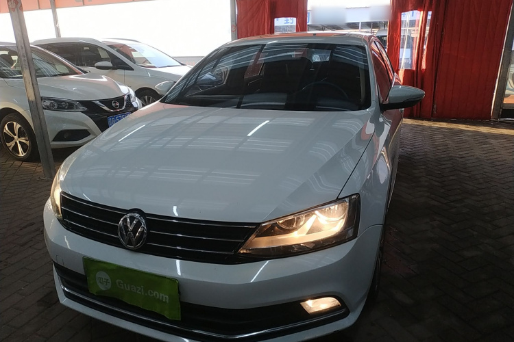 大众 速腾 2017款 230TSI 自动舒适型车身外观2