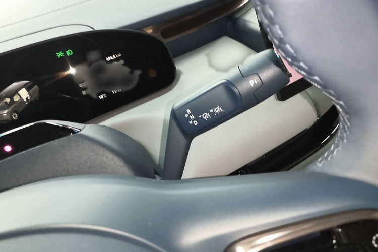 极氪MIX 2025款 长续航智驾版局部细节18