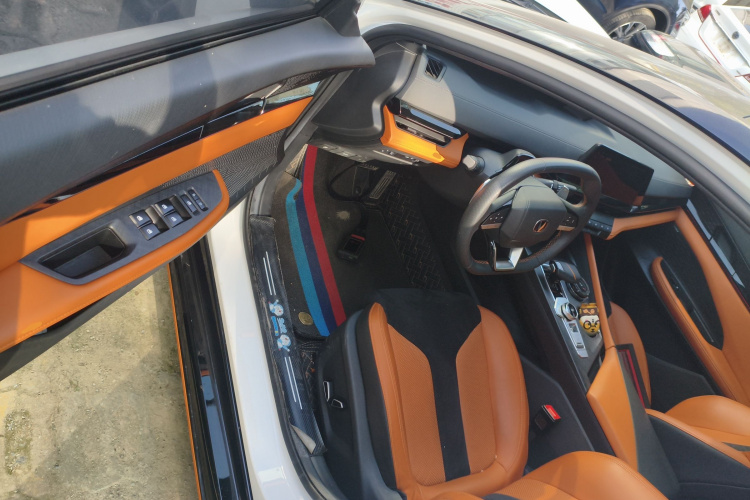 长安UNI-V 2023款 2.0T 领速版中控内饰20