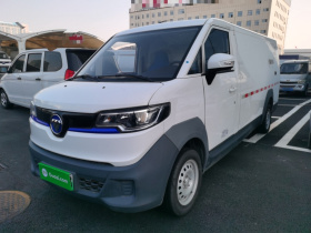 福田 智蓝精灵E7 2024款 改款 纯电动厢式运输车 平顶2座 亿纬锂能41.86kWh