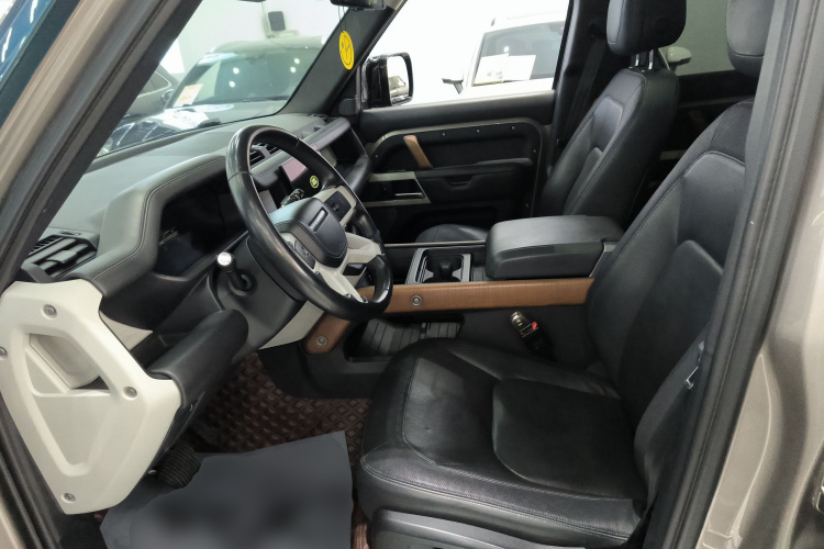 路虎卫士 2022款 110 P400 X-DYNAMIC HSE局部细节19