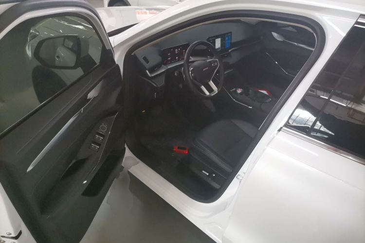 哈弗H6 2022款 第三代 1.5T 自动两驱Max中控内饰7003