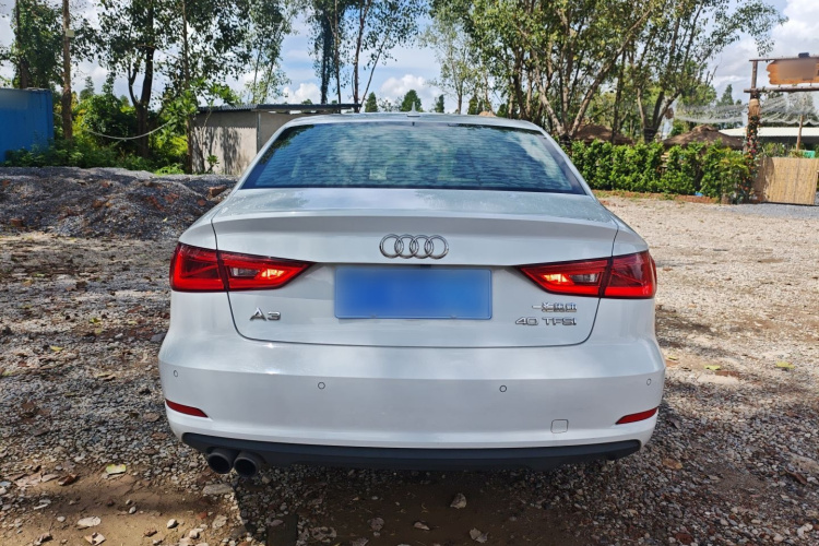 奥迪A3 2015款 Limousine 40 TFSI 自动舒适型车身外观6004