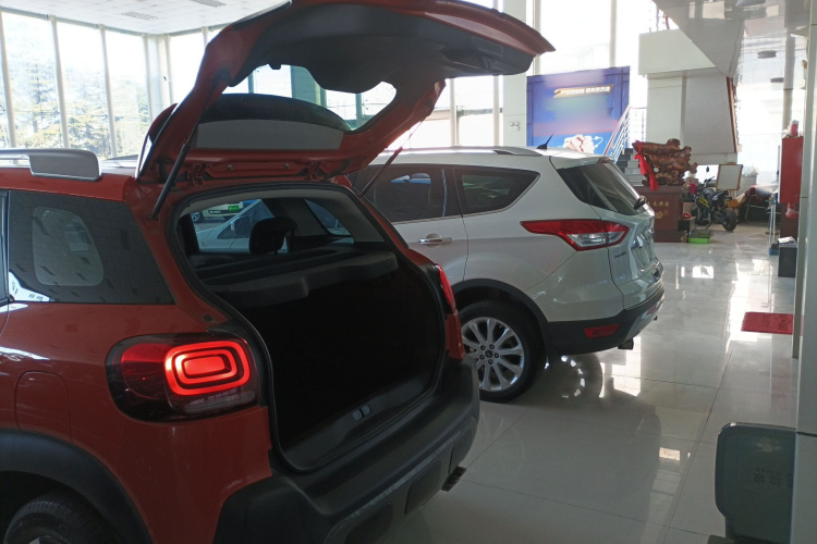 雪铁龙 云逸 C4 AIRCROSS 2018款 350THP 自动互联网逸智版局部细节23