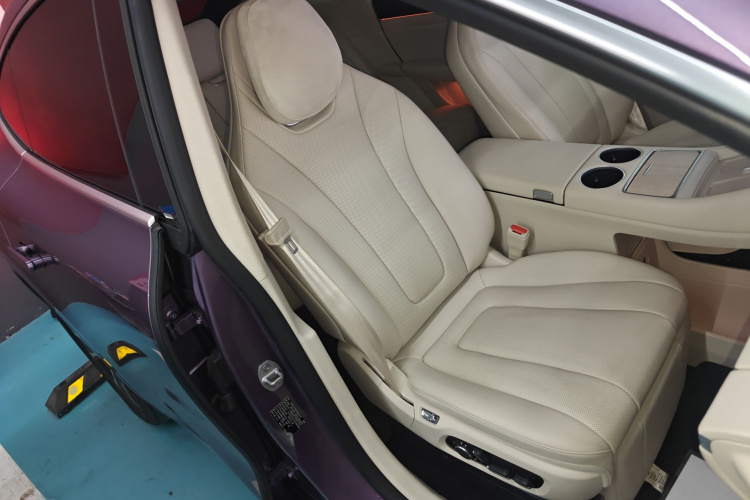 鸿蒙智行 智界R7 2024款 纯电 736km UItra局部细节41