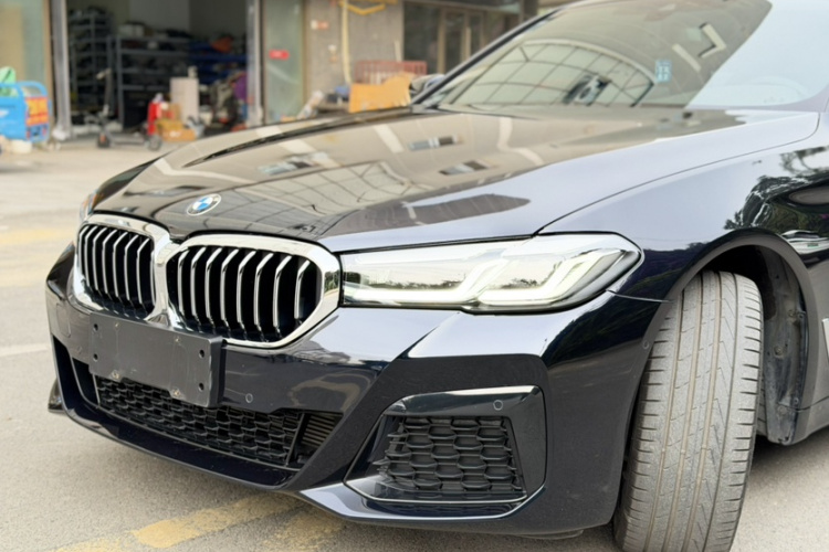 宝马5系 2022款 改款 525Li M运动套装车身外观6006