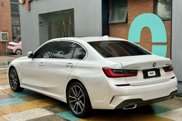 宝马3系 2021款 改款 325Li M运动套装车身外观6001