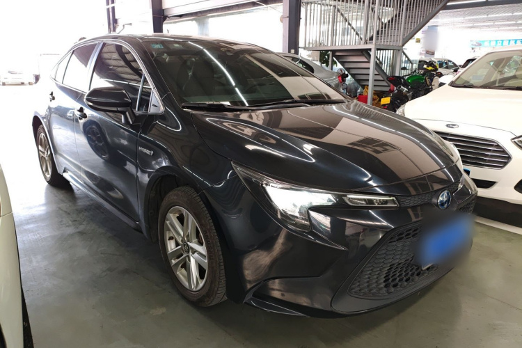 丰田 雷凌 2022款 双擎 1.8H E-CVT领先版车身外观6002