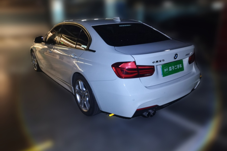 宝马3系 2017款 320Li M运动型车身外观5