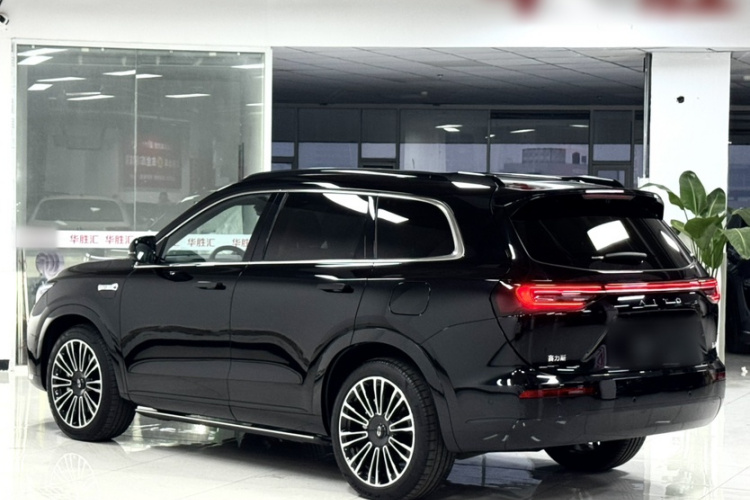 鸿蒙智行 问界M7 2024款 1.5T 智驾后驱Ultra版 5座车身外观6005