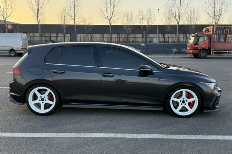 大众 高尔夫GTI 2021款 380TSI DSG GTI车身外观6003