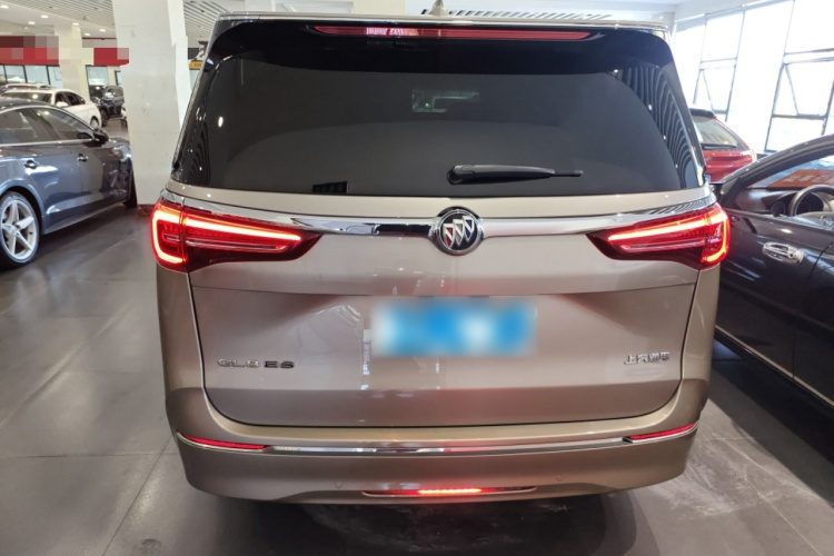 别克GL8 2022款 ES陆尊 653T 尊享型车身外观6004