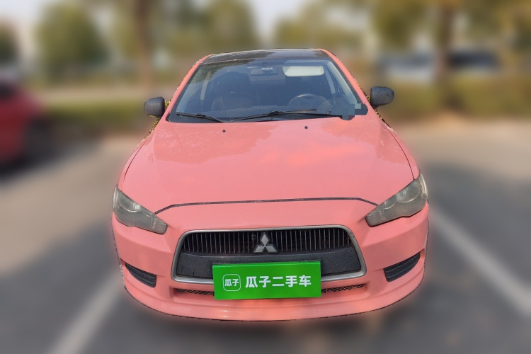三菱 翼神 2013款 时尚版 1.8L 手动舒适型车身外观2