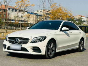 奔驰C级 2020款 改款 C 260 L 运动版