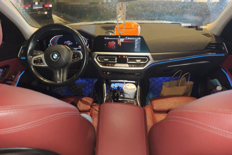 宝马3系 2022款 325i M运动套装中控内饰12