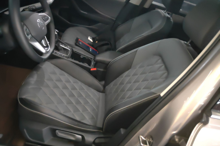 大众 速腾 2023款 200TSI DSG超越版局部细节19