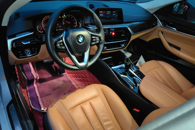 宝马5系 2018款 528Li 上市特别版中控内饰7002