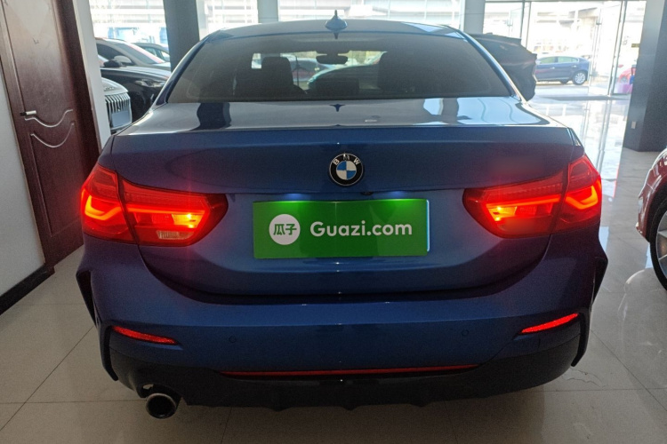 宝马1系 2019款 118i M运动套装车身外观6