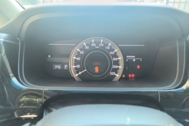 本田 艾力绅 2016款 2.4L 豪华版局部细节14