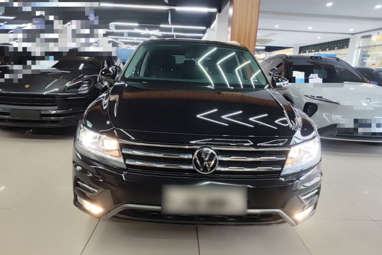 大众 途观L 2021款 330TSI 自动两驱智享版车身外观2