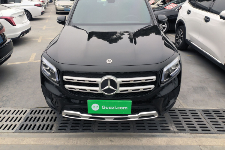 奔驰GLB 2021款 GLB 200 动感型车身外观6001