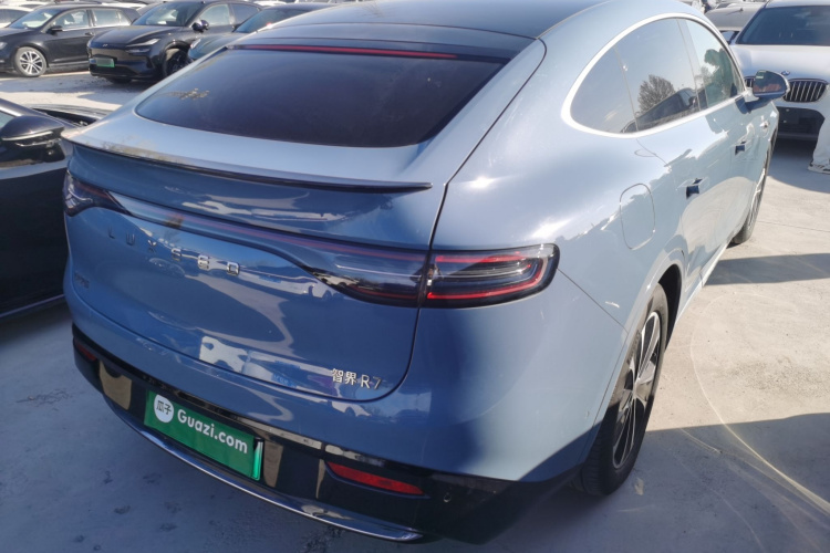 鸿蒙智行 智界R7 2025款 增程 251km Pro车身外观7