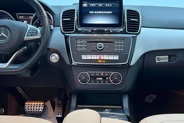 奔驰GLE AMG 2017款 AMG GLE 43 4MATIC中控内饰7003