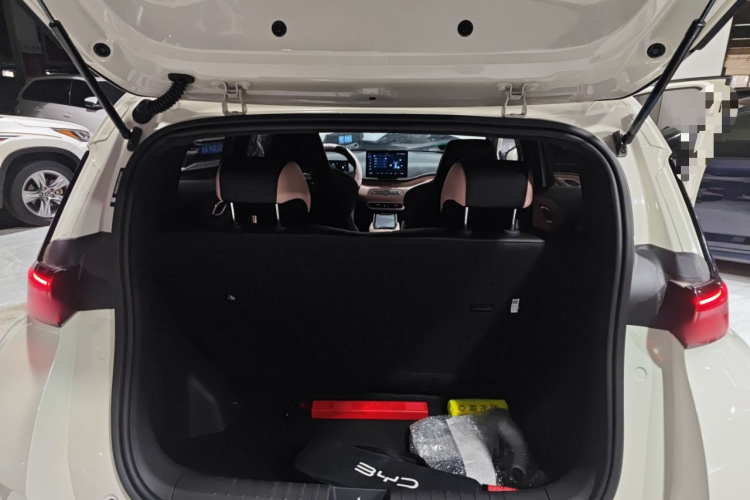 比亚迪 海鸥 2025款 305km 活力版机舱底盘23