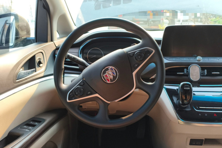 别克GL8 2023款 陆上公务舱 智享型中控内饰13