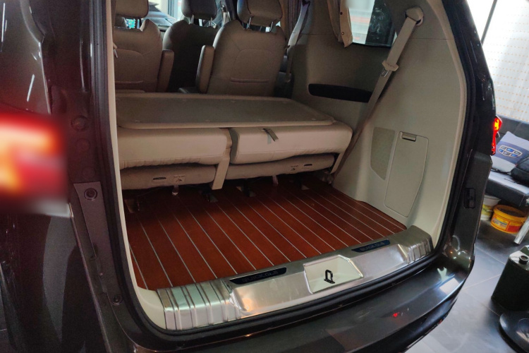 别克GL8 2021款 陆上公务舱 652T 豪华型局部细节23