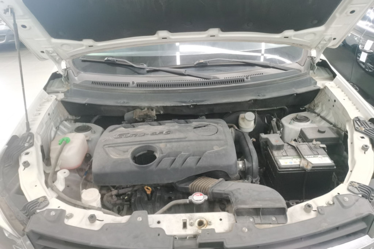 东风风光 风光S560 2018款 1.8L CVT都市型 7座机舱底盘24