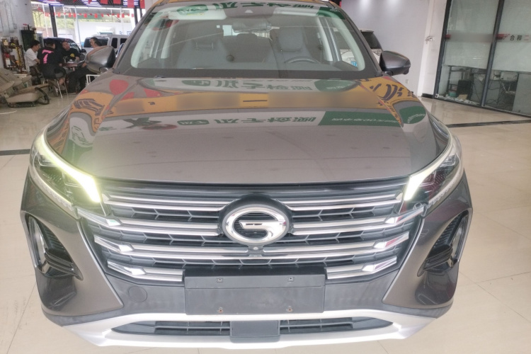 广汽传祺 传祺GS4 2020款 270T 自动尊享版车身外观6001