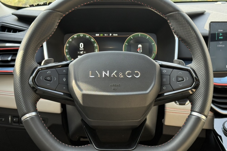 领克06 2020款 1.5T 耀Halo局部细节13