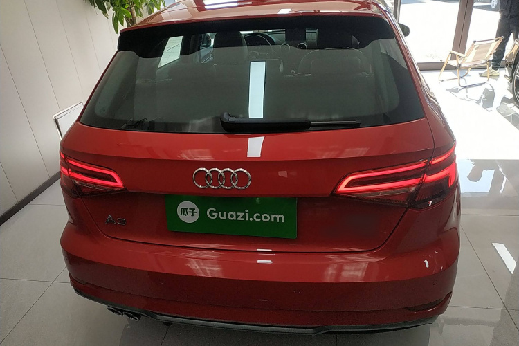 奥迪A3 2017款 Sportback 35 TFSI 时尚型车身外观6