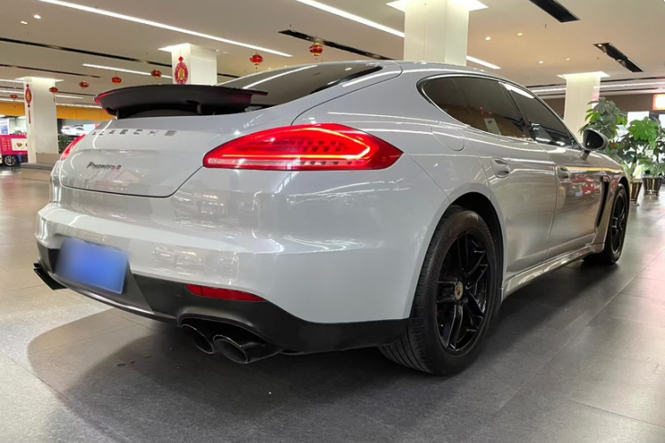 保时捷 2014款 Panamera 4 3.0T车身外观6004
