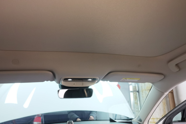 鸿蒙智行 问界M5 2022款 增程后驱标准版中控内饰22