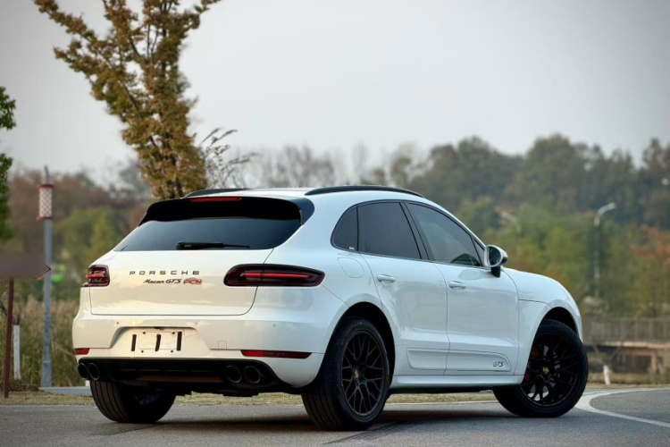 保时捷 2017款 Macan GTS 3.0T车身外观6001