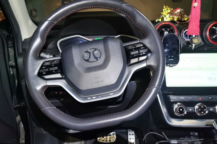 北京BJ20 2016款 1.5T CVT豪华型中控内饰13