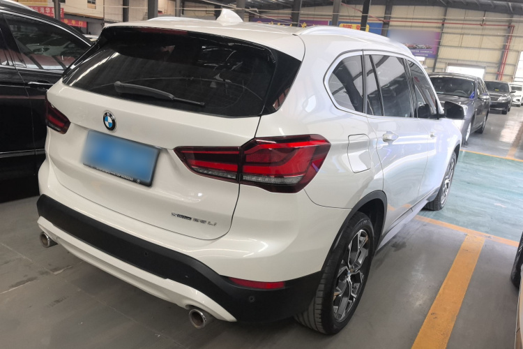 宝马X1 2020款 sDrive25Li 领先型车身外观7