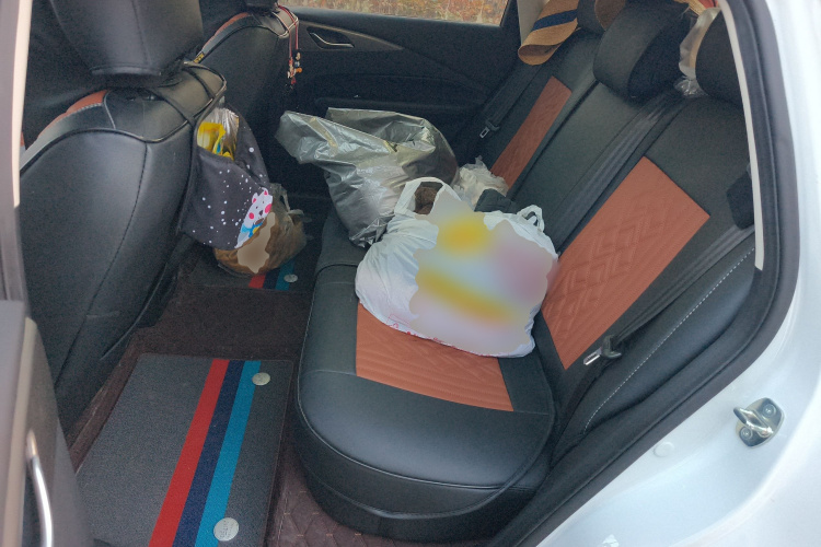 五菱汽车 五菱星光 2024款 共创版 510 进阶型中控内饰21