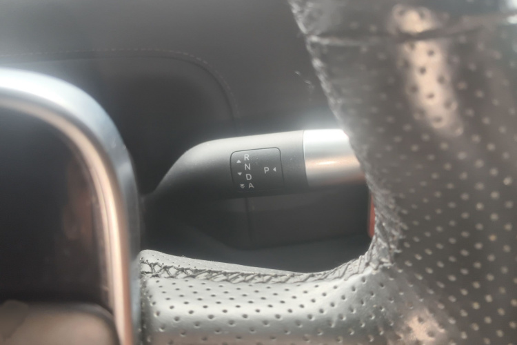 理想汽车 理想L9 2024款 Ultra局部细节18