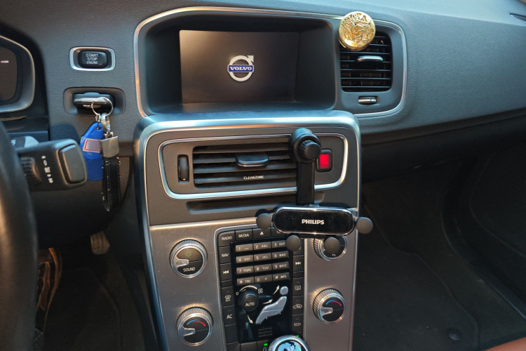 沃尔沃S60 2017款 S60L T3 智行版局部细节16