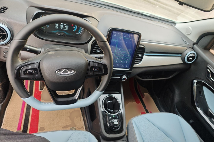 奇瑞 小蚂蚁 2022款 甜粉款 半糖版 磷酸铁锂 29.2kWh 30kW 301km中控内饰12