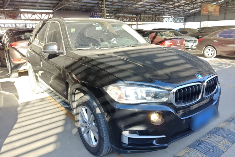 宝马X5(进口) 2015款 xDrive28i车身外观3