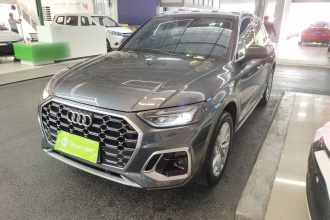 奥迪Q5L 2022款 改款 40T 豪华动感型