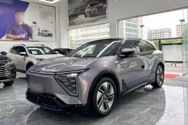 高合汽车 高合HiPhi Y 2023款 560km 先锋版