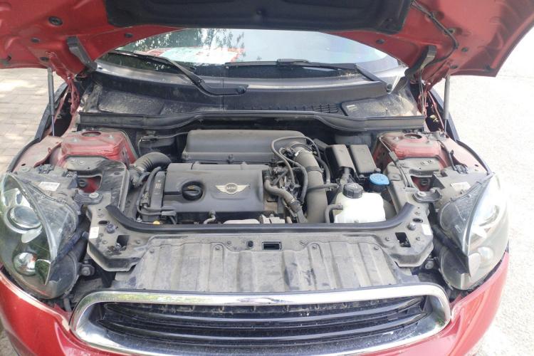 MINI Countryman 2016款 1.6T COOPER ALL4 Excitement装备控局部细节24