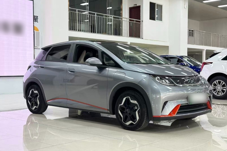 比亚迪 海豚 2021款 405km 时尚版车身外观3