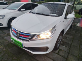 宝骏310 2020款 1.2L 手动舒适型