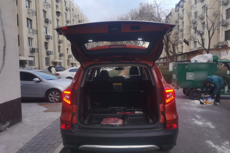 比亚迪 宋新能源 2017款 宋EV300 尊贵型局部细节23